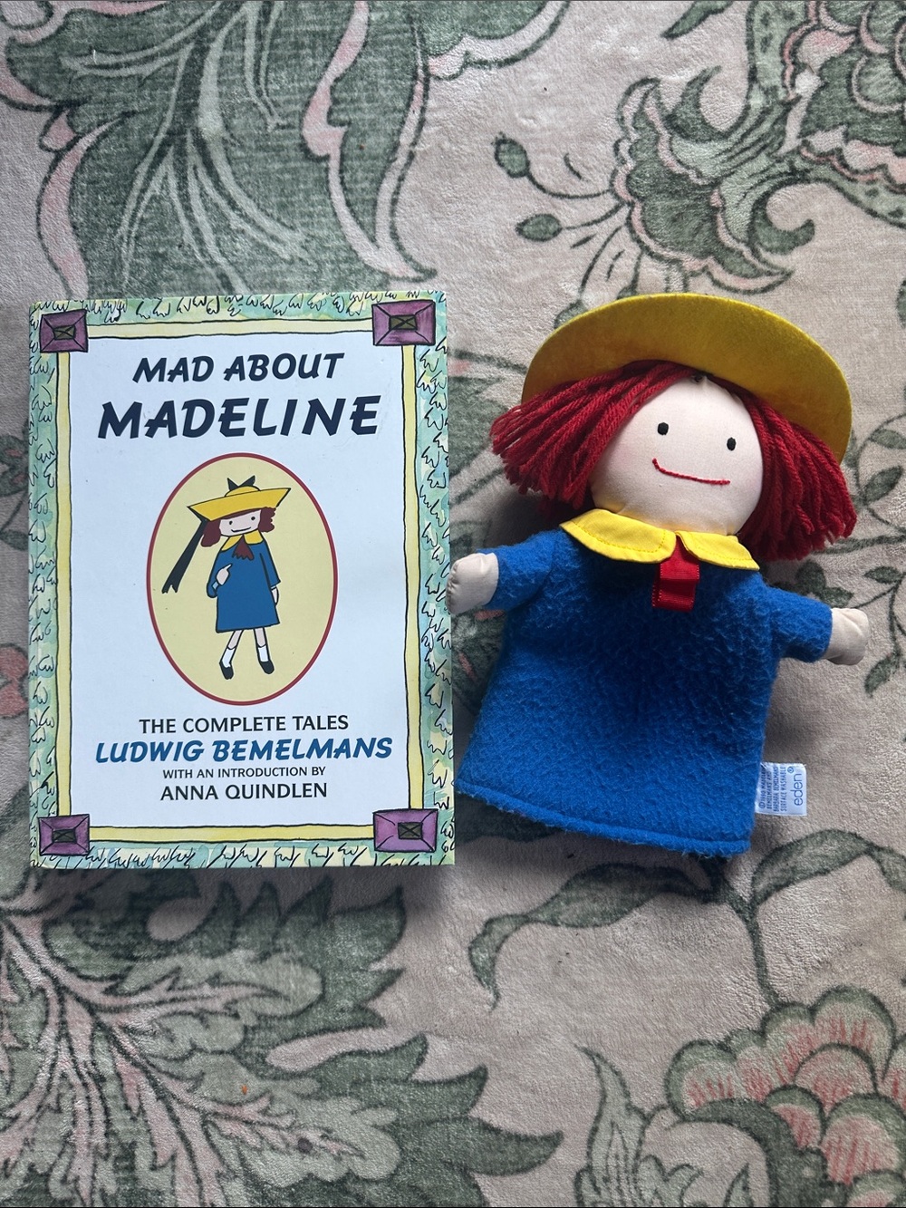 ❤️Vintage Madeline Complete Tales Book & Plush Hand Puppet Collectible Set❤️